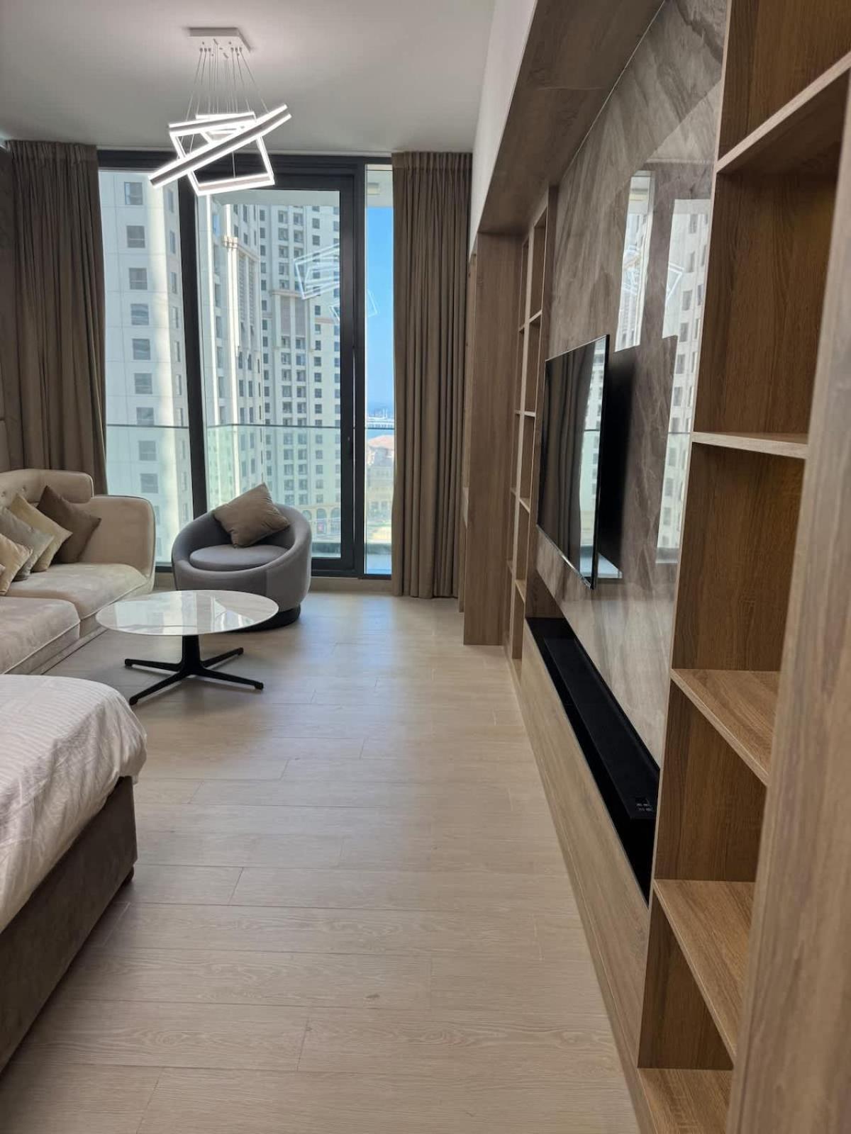 New Luxury At Prestigious Liv Apartment Dubai
