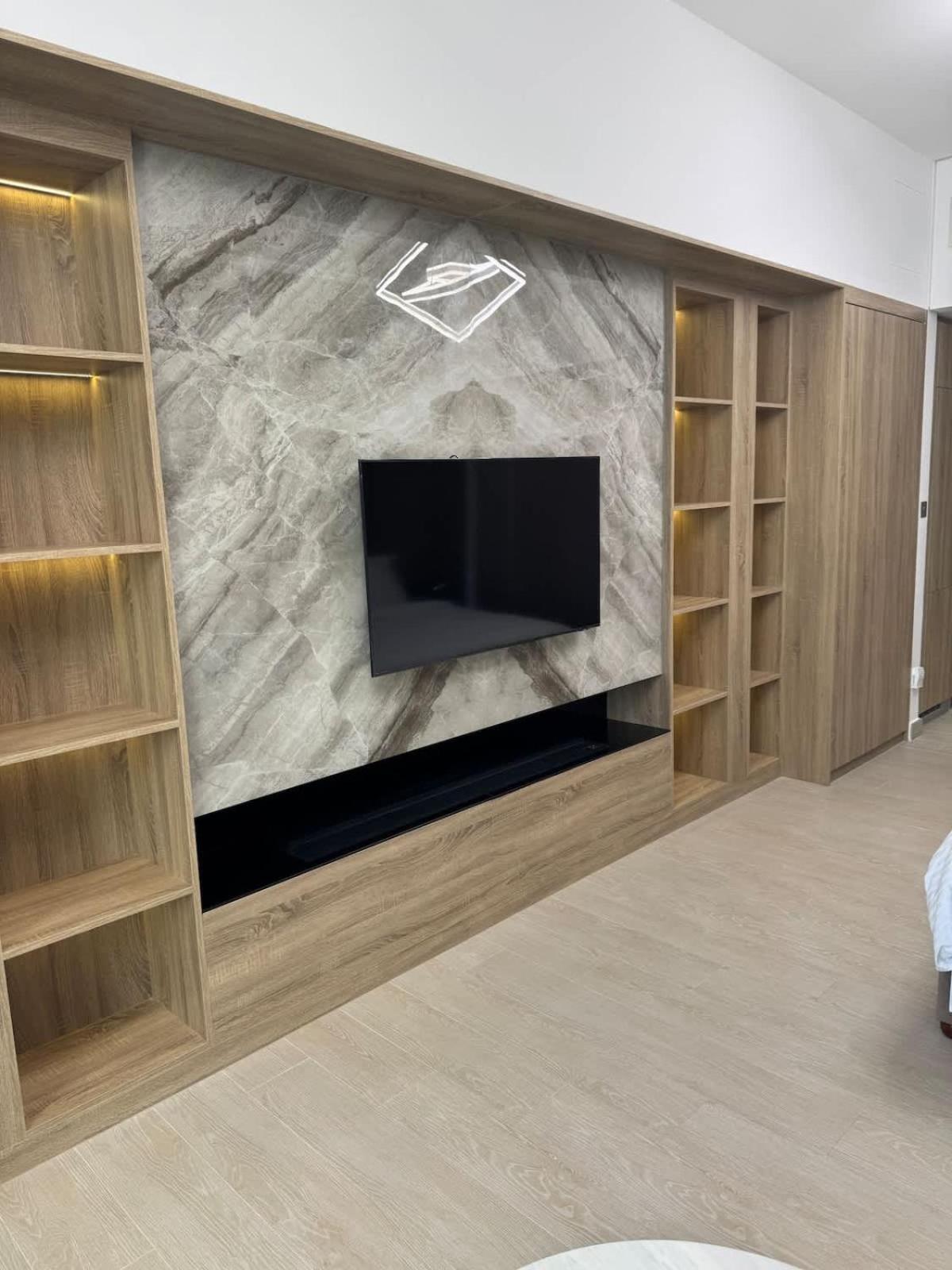 New Luxury At Prestigious Liv Apartment