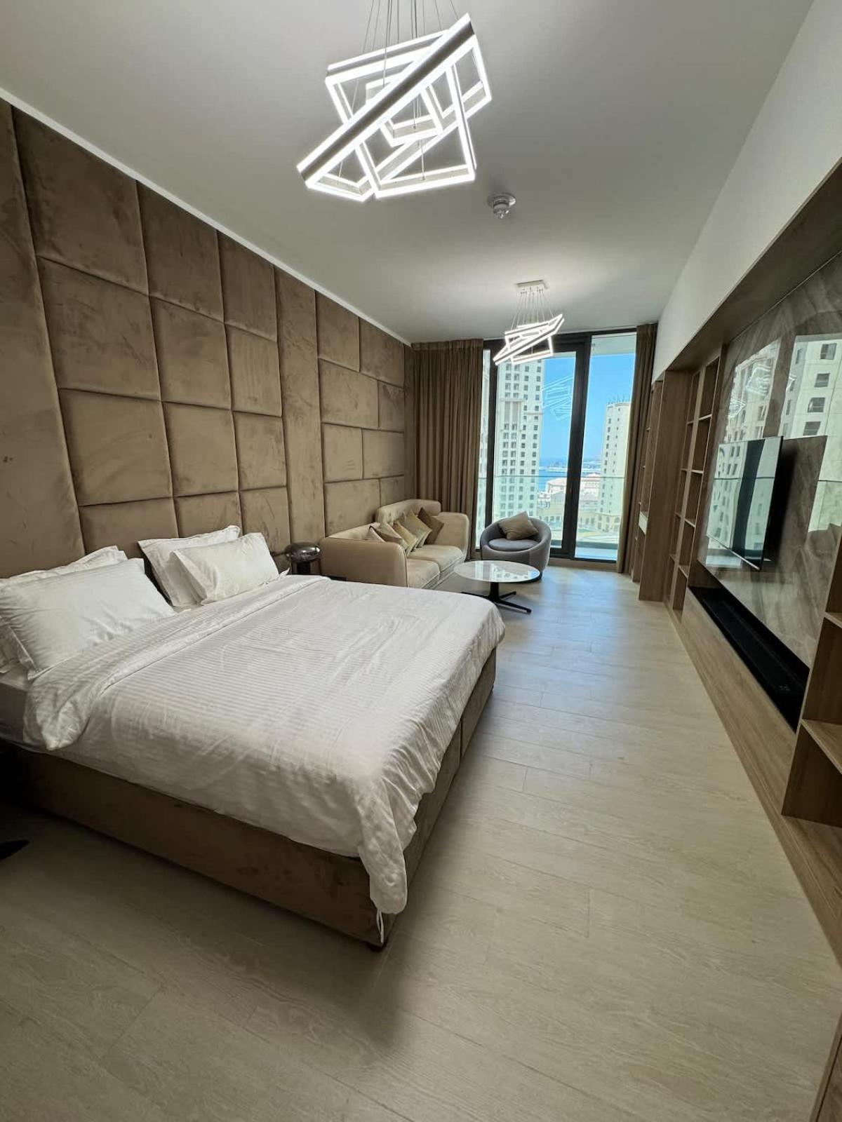 New Luxury At Prestigious Liv *
